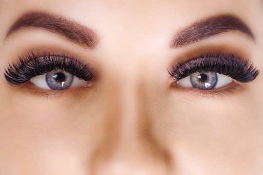 Russian Volume Lash Extensions